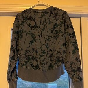 Marble Pattern Sweatshirt